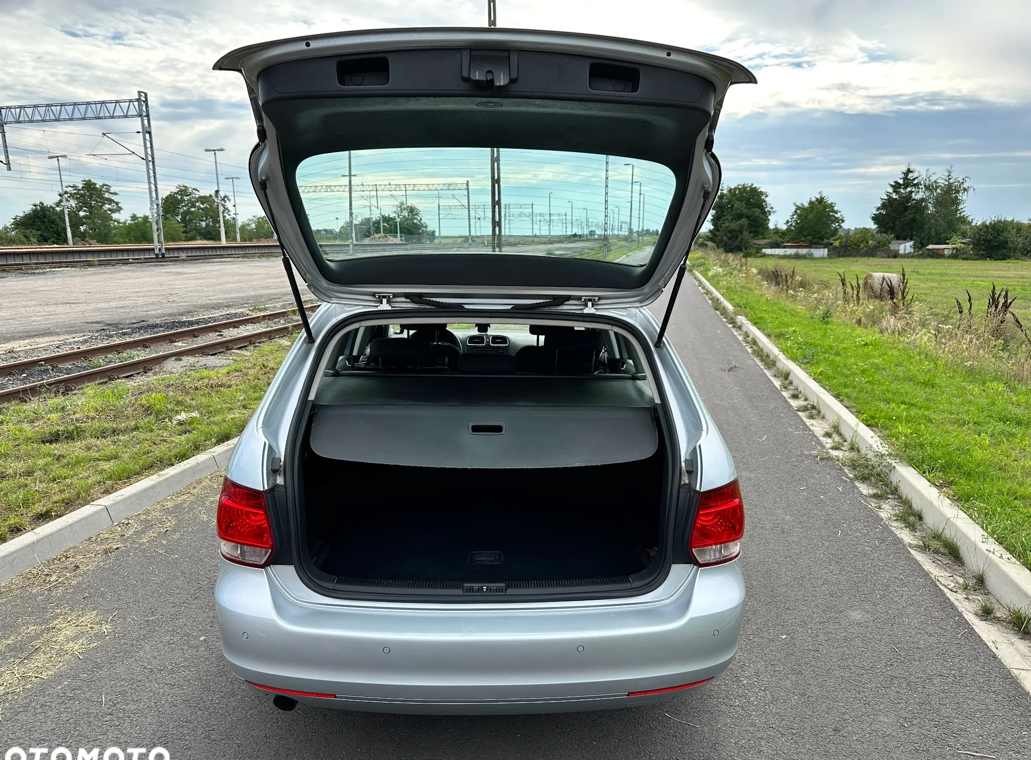 Volkswagen Golf cena 26500 przebieg: 228300, rok produkcji 2013 z Buk małe 211